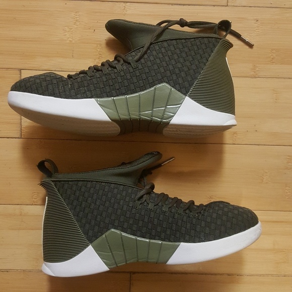 Nike Air Jordan 15 Retro WVN PSNY - Picture 2 of 8